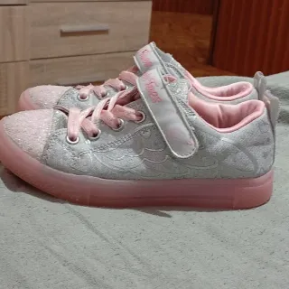 Zapatillas Skechers Niña Talla 29-30 eur. 1e US Ro