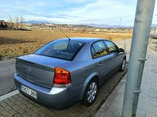 Opel Vectra 2004