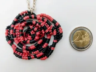 Collana Rosa Macramè