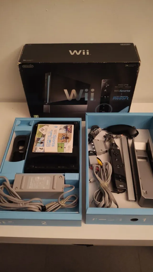 Nintendo Wii Negra con caja