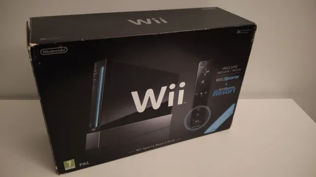 Nintendo Wii Negra con caja