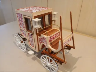 Carroza artesanal decorada