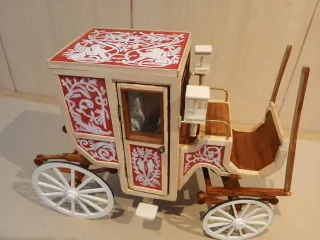 Carroza artesanal decorada