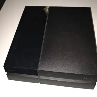 2 Console PS4 (PlayStation 4) per parti