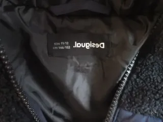 Cappotto Desigual con cappuccio per bambini/e di 11-12 anni