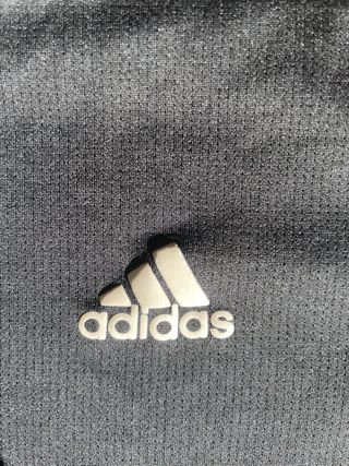Camiseta deportiva Adidas negra mujer