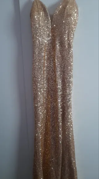 Vestido largo lentejuelas dorado