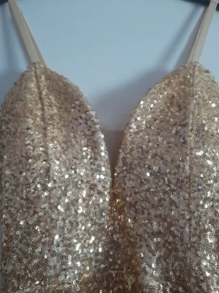 Vestido largo lentejuelas dorado