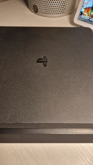 PS4 Slim 1TB