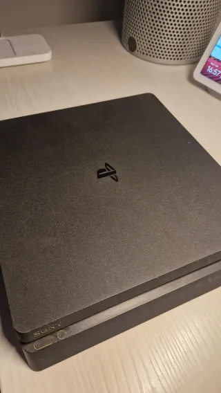 PS4 Slim 1TB