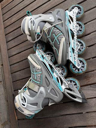 Patines Rollerblade grises y turquesa. talla 39