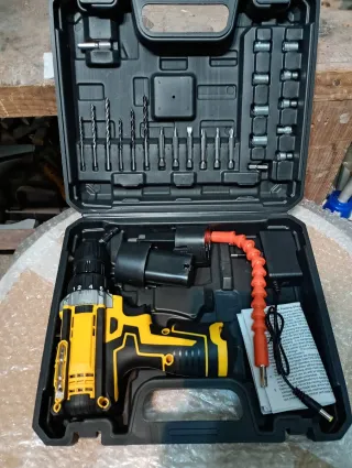 Taladro Atornillador Eléctrico con Accesorios