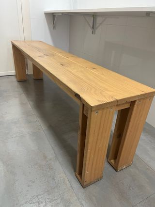 Banco de madera rústico