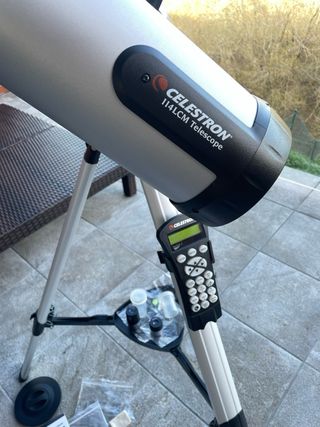 Telescopio Celestron 114 LCM Automático