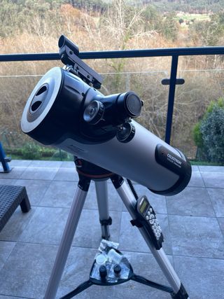 Telescopio Celestron 114 LCM Automático