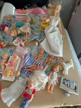 Bambole e accessori giocattolo