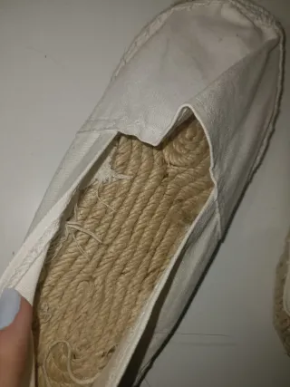 Alpargatas blancas