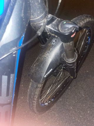 Bicicleta CUBE Nera e Blu