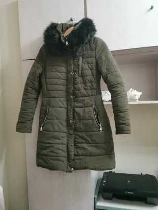 Cazadora larga verde  oliva