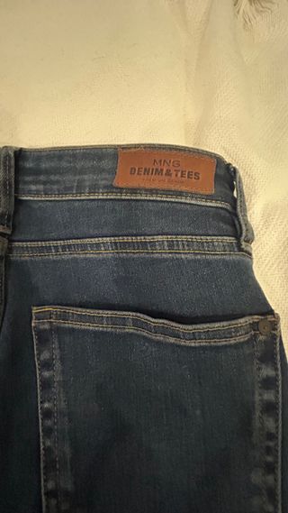 Jeans azul Mango premium Tiro medio Talla 34