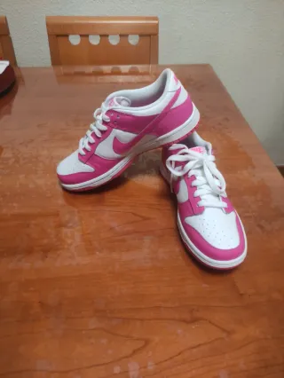 Nike Dunk Low White Láser Fuchsia