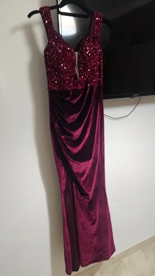 Vestido elegante lentejuelas y terciopelo