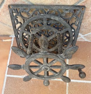 Recoge manguera.Timón de barco estilo marinero