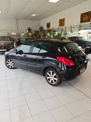 Peugeot 308 2009