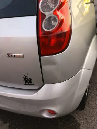 Ford Fiesta 1.6 TdCi 90cv GHIA 2006