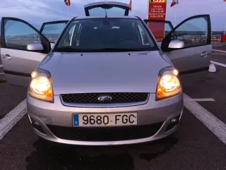Ford Fiesta 1.6 TdCi 90cv GHIA 2006