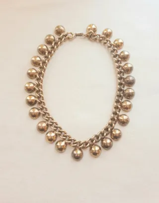 Collare vintage elegante con catena a maglie spesse