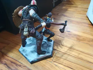 Statuetta doppia di God of War Kratos e Atreus
