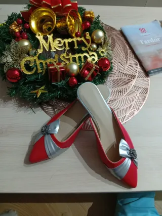 Mulas rojas y plateadas