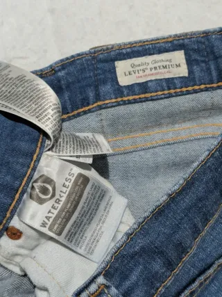 Levi's 519 W30 L32 Premium Line