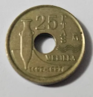 Moneda 25 Pesetas Conmemorativa 1497-1997 Mejilla.