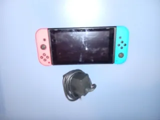 Nintendo Switch Blu e rossa come nuova