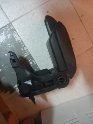 Apoyabrazos BMW Negro