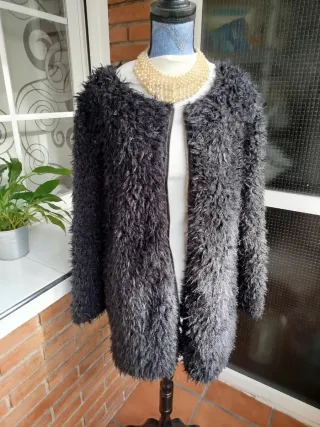 Chaquetón pelo negro