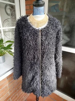 Chaquetón pelo negro