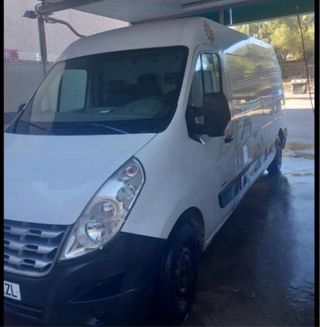 Alquiler de Furgonetas Grandes – Desde 30€/hora