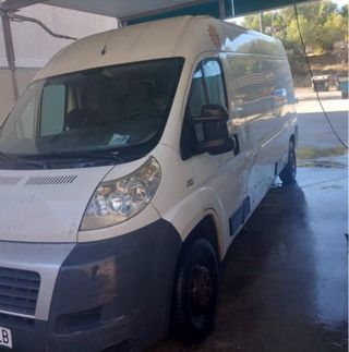 Alquiler de Furgonetas Grandes – Desde 30€/hora