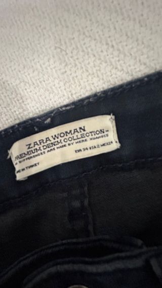 Jeans azul oscuro Zara woman premium talla 34
