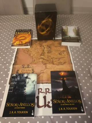 Estuche El Señor de los Anillos + Hobbit + Mapa