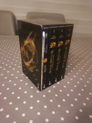Estuche El Señor de los Anillos + Hobbit + Mapa