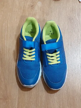 Sneakers sportive per bambini taglia 38