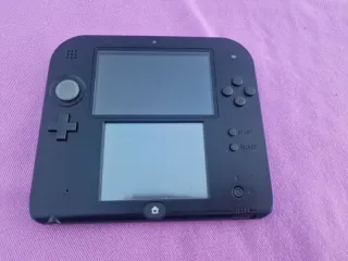 Nintendo 3DS modello 2DS con giochi - Switch