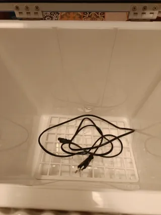 Nevera portátil azul sin usar