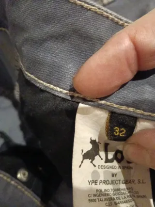 Pantalones grises Lois