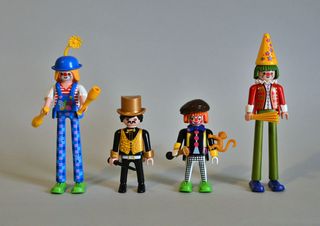 Playmobil Payasos Patas Largas y Presentador Circo