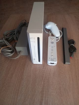 Nintendo Wii Bianca Completa + 15 Giochi